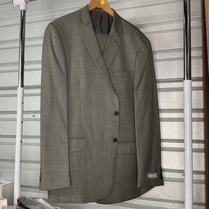Suit by HART SCHAFFNER MARX size 48 Long